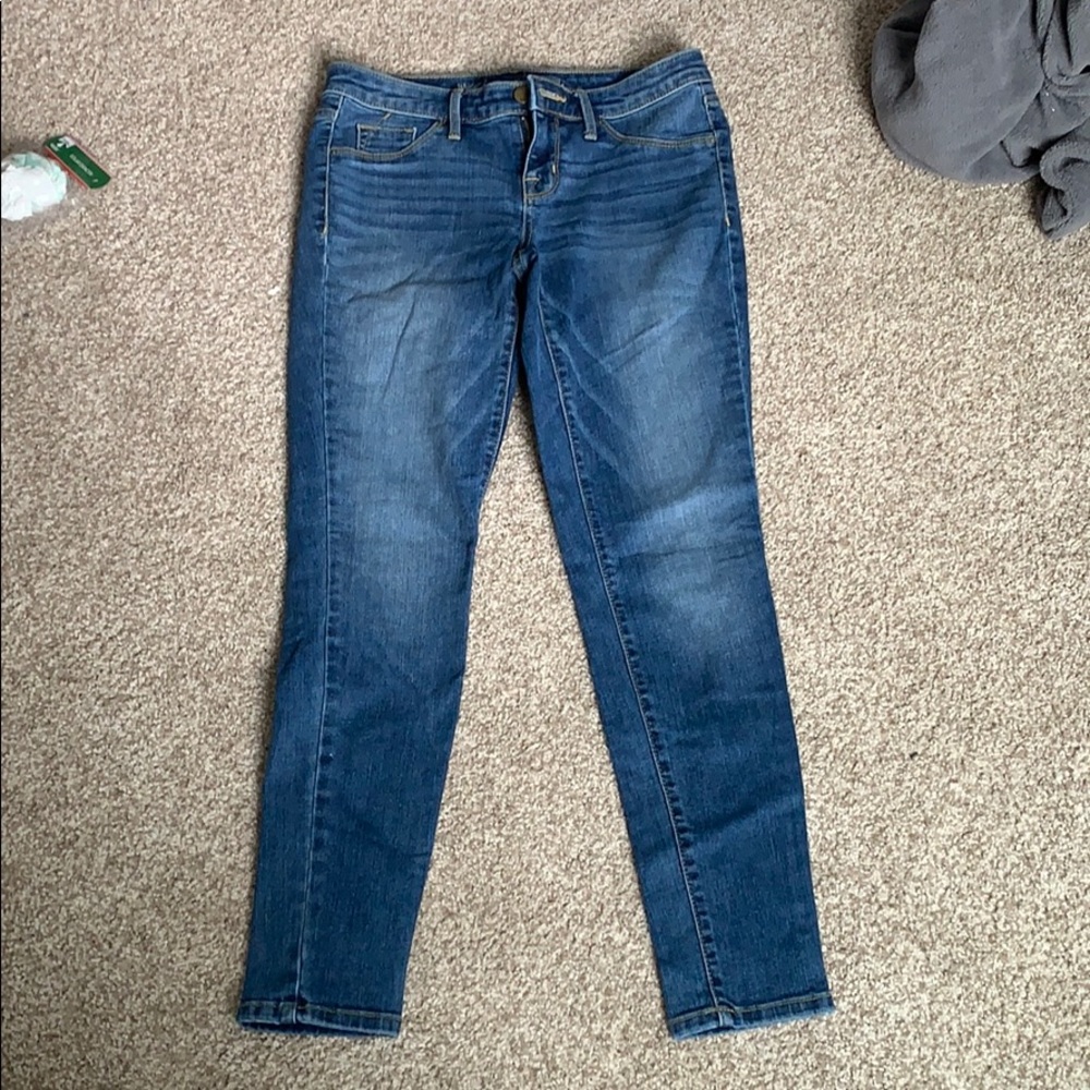 Mid-Rise Jeggings